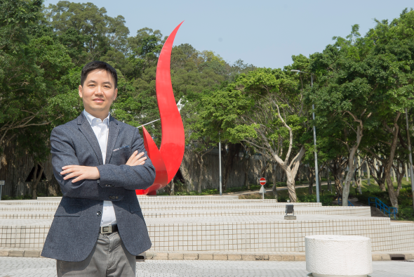 Prof. FAN Zhiyong Awarded Xplorer Prize 2022