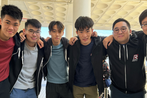 The HKUST Remotely Operated Vehicle (ROV) Team won the Second Place in their first attempt in the Virtual RobotX Competition from the United States, an international challenge designed to broaden students’ exposure to autonomy and maritime robotic technologies.
